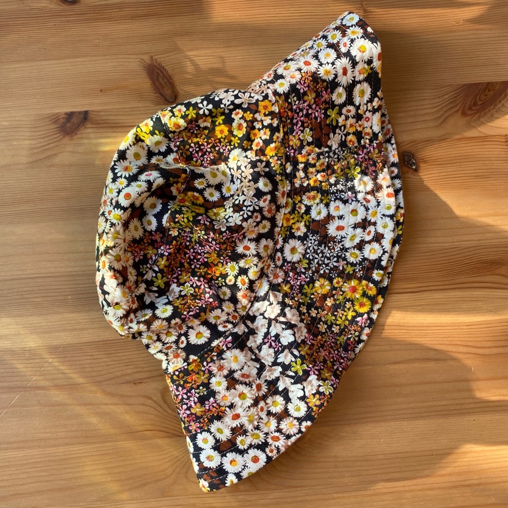 Floral bucket hat